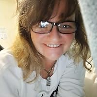Profile Image for Kate Roberts.