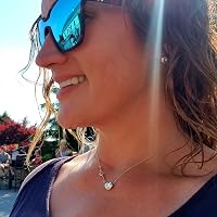 Profile Image for Laura Rye.