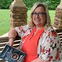 Profile Image for Julianne Rader.