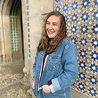 Profile Image for Lindsay Hughes.