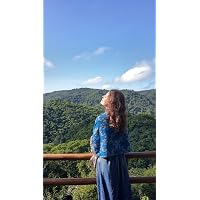 Profile Image for Nicole Gouveia.