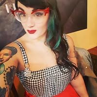 Profile Image for Nicole Noir.