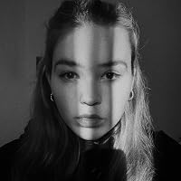 Profile Image for Sophie.