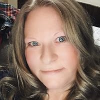 Profile Image for Monica Pierce.