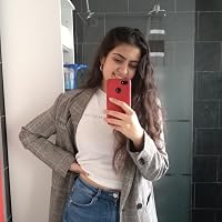 Profile Image for Laura Ferro.
