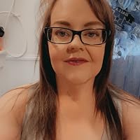 Profile Image for Samantha Lee.