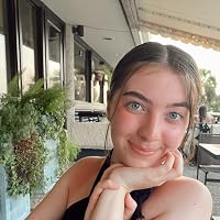 Profile Image for Claire Connolly.