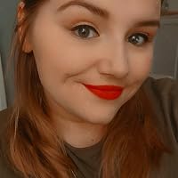 Profile Image for Natalie Hunter.