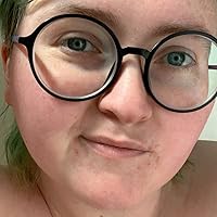 Profile Image for Larra Kelly.