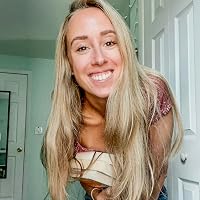 Profile Image for Ashley (ashleyreadsitall).