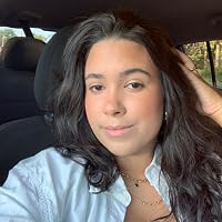 Profile Image for Letícia Medeiros.