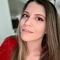 Profile Image for Courtney Debevec.