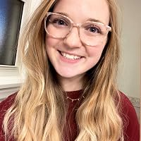 Profile Image for Laura Lowe.