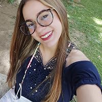 Profile Image for Karla Paredes.