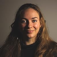 Profile Image for Marie-Laure Riel.