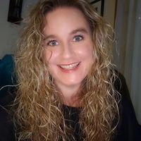 Profile Image for angela lundy.