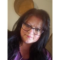 Profile Image for Lisa Maddux.