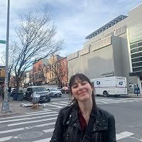 Profile Image for Laura.