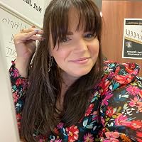 Profile Image for Amanda Connelly.