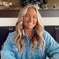 Profile Image for Victoria Ofsthun.