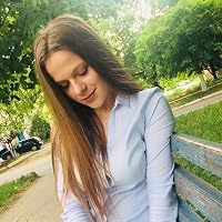 Profile Image for Gabriela Uglean.