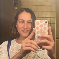 Profile Image for Camille Brito Reale.