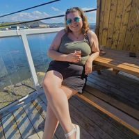 Profile Image for Courtney Collins.