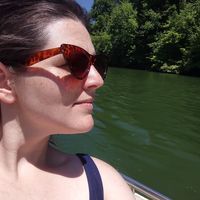 Profile Image for Lyndsey Tandaric.