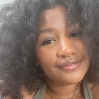 Profile Image for Rhiana.
