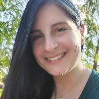 Profile Image for Leslie.