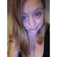 Profile Image for Lynda Burgess.