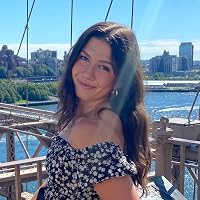 Profile Image for Sophia Scott.