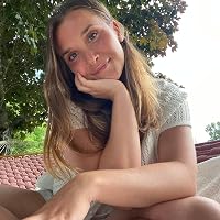 Profile Image for Pascale Boucher.