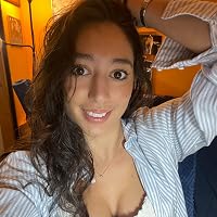 Profile Image for Nicole.