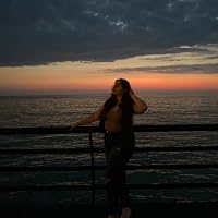 Profile Image for Lisa.