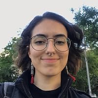 Profile Image for Laura.