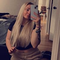 Profile Image for Destiny Schellhammer.