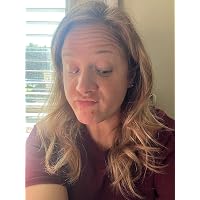 Profile Image for Hannah Little.