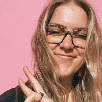 Profile Image for Chelsea Holden.