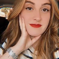Profile Image for Thais Jorge.