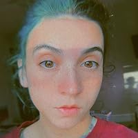 Profile Image for Zoe Parente.