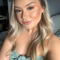 Profile Image for Tay Halloran.