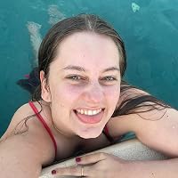 Profile Image for Julia Schmid.