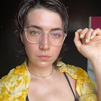 Profile Image for Ali Oshinskie.