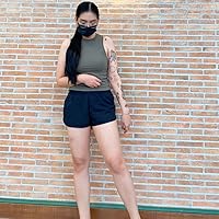 Profile Image for Di.