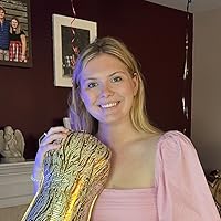 Profile Image for Rae’s Reads & Recs.