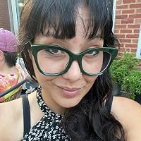 Profile Image for Victoria Reyes.