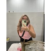Profile Image for Tina Nguyen.
