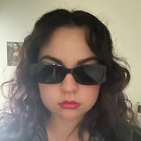 Profile Image for Lili.