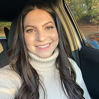 Profile Image for Dionna.